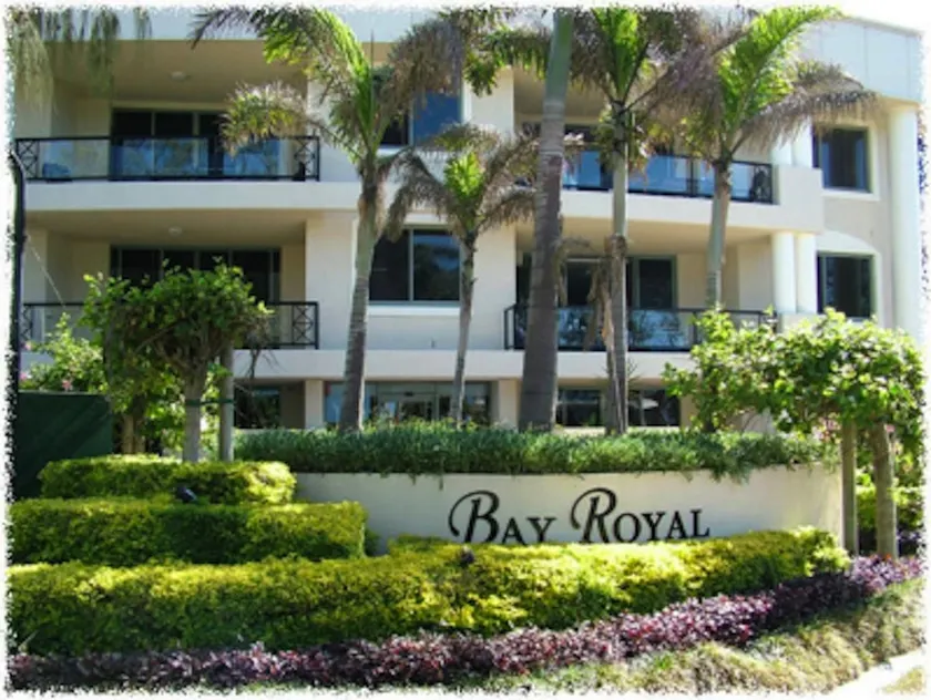 Bay Royal Apartments - Image 1