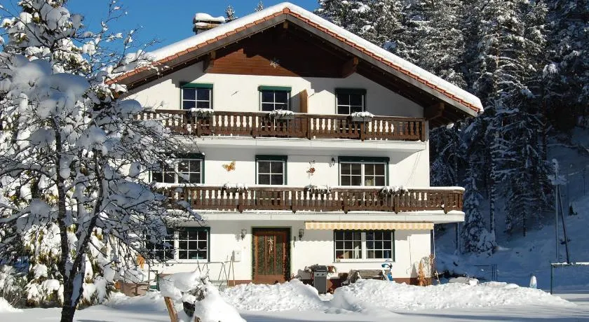 Familienfreundliches tolles Apartment mit Terrasse, Grill und Garten | Haustiere sind willkommen - Image 1