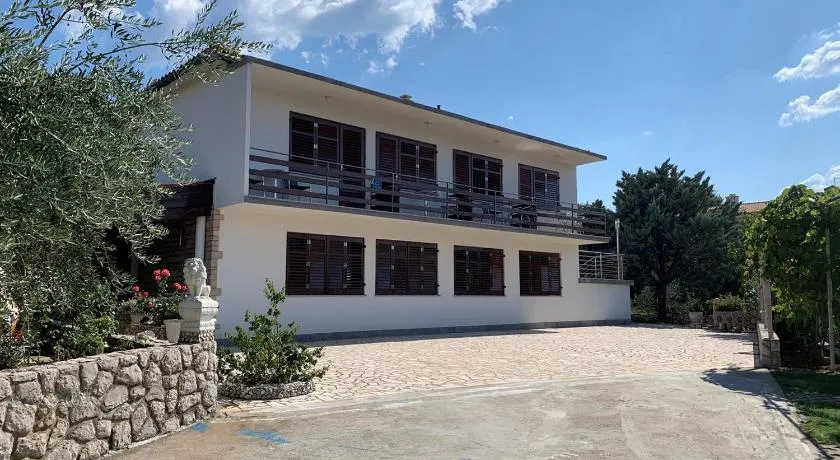 Apartments Volaric - Image 1