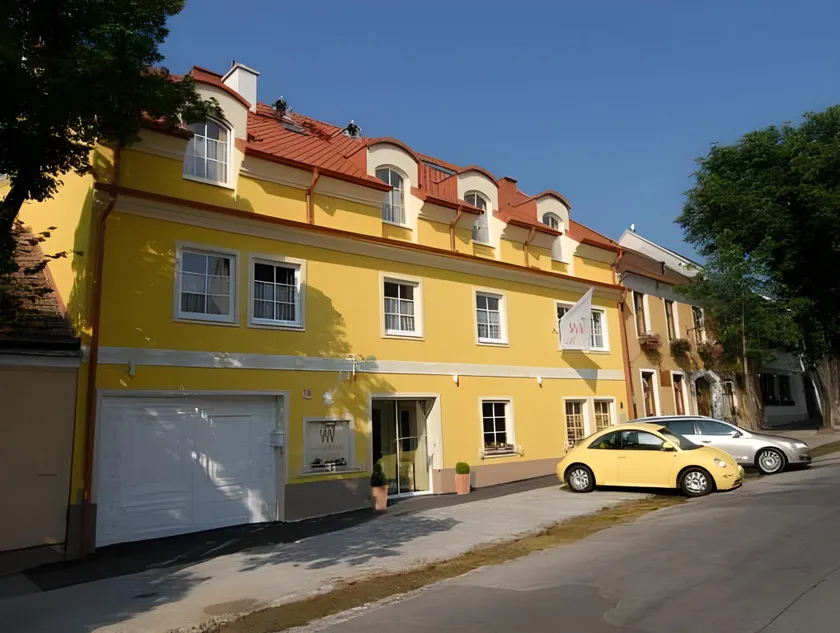 Winzerhotel Gumpoldskirchen - Image 1