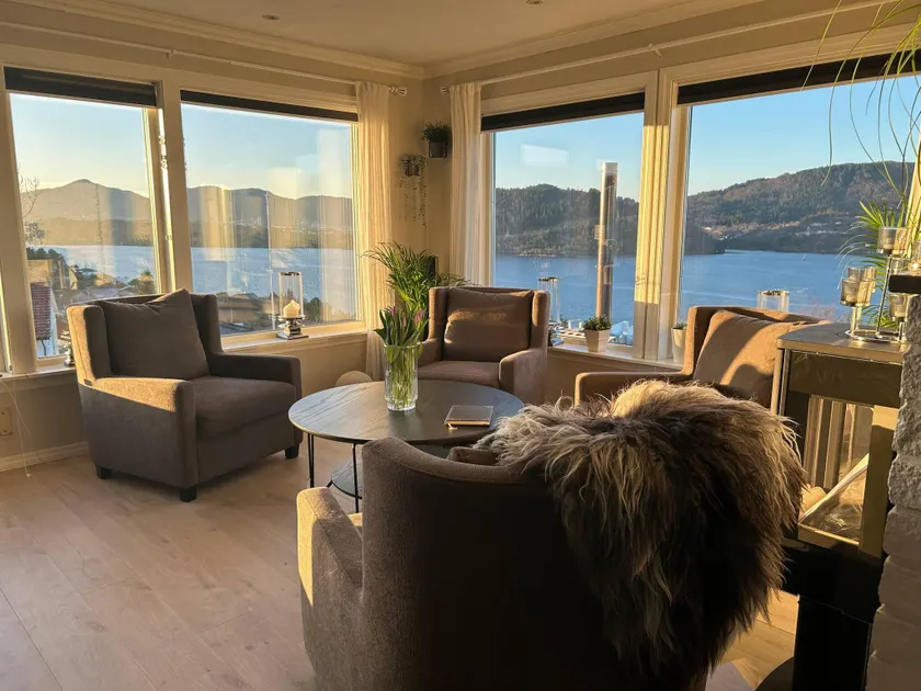 House with oceanview, 4 bedrooms, close to Bergen - Image 1
