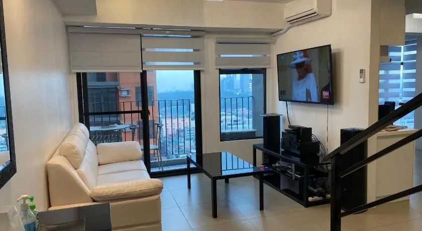 Penthouse suite at Porto Vita Towers in Cubao Quezon City - Image 1