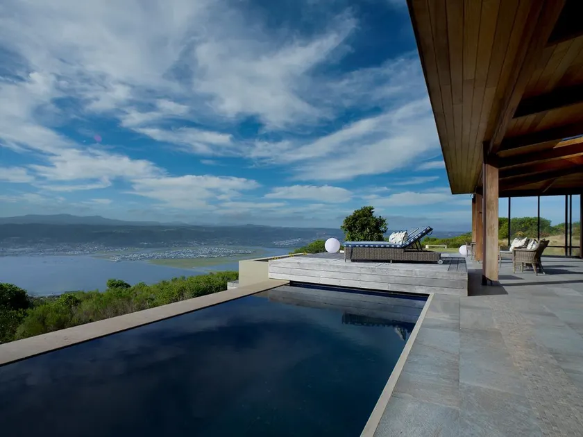Alkira Luxury Lodge and Villa - Image 1