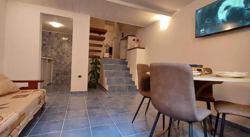 Casa Enea - Image 1