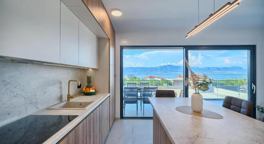 Mateas Seaview Patio - Image 1