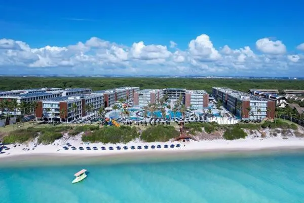 Gav Resort Hotel Porto 2 Life - Image 1
