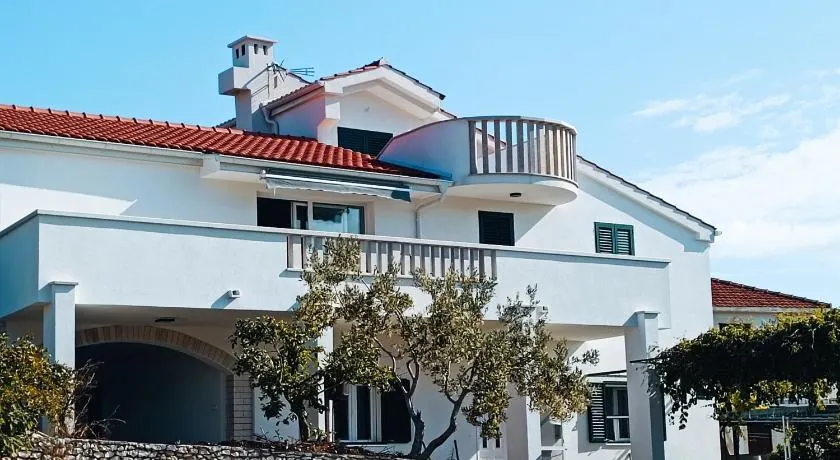 Apartman Lucy - Image 1