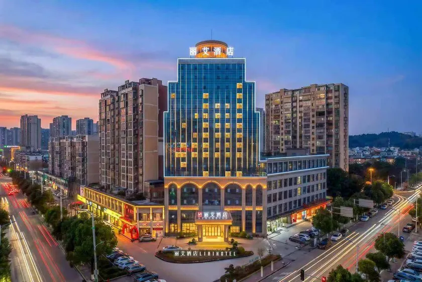 Taojiang Liai Hotel - Image 1