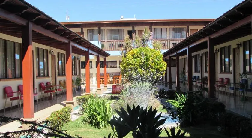 Hotel La Siesta - Image 1