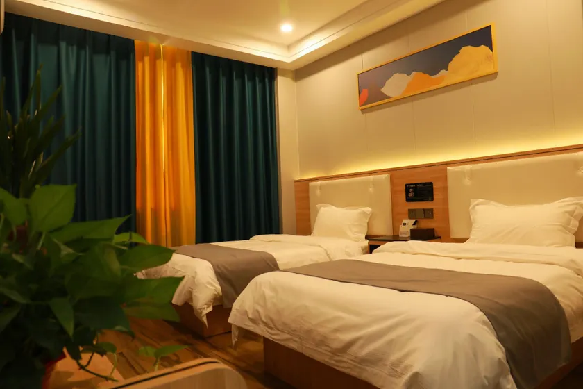Shansong Business Hotel - Image 1