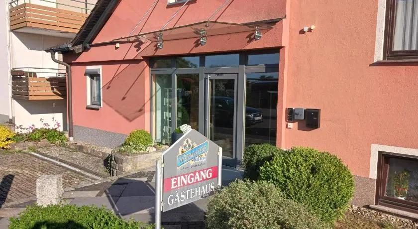 Gasthof Pension Zum Böhlgrund GmbH - Image 1