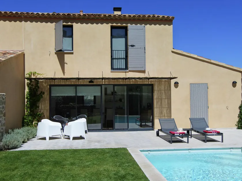 Magnificent villa with heated private pool in grounds walking distance from village - Image 1