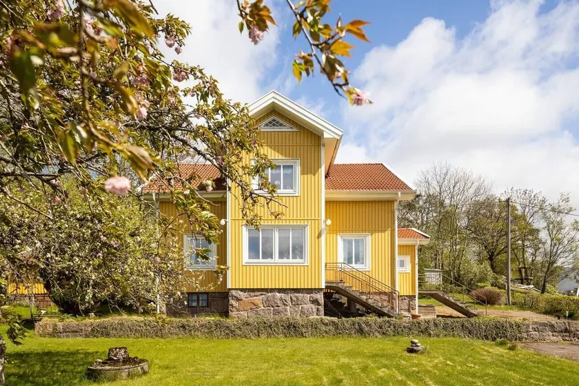Workers Stay - Worker Accommodation Volvo Sverige - Image 1