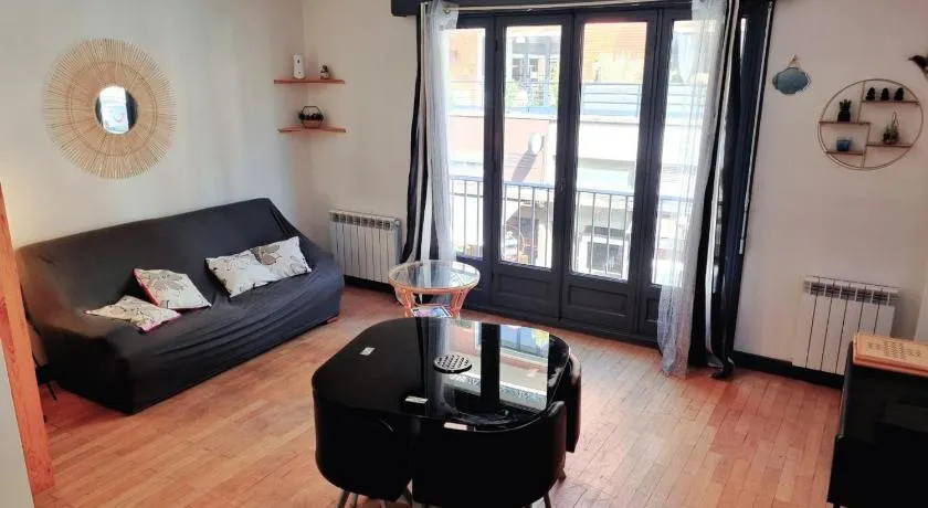 Duplex Zen en centre-ville de Valenciennes - Image 1