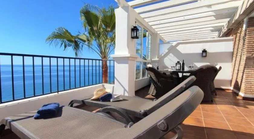 Amazing 2 bedroom 2 bathroom in Ladera de Mar, Nerja - Image 1