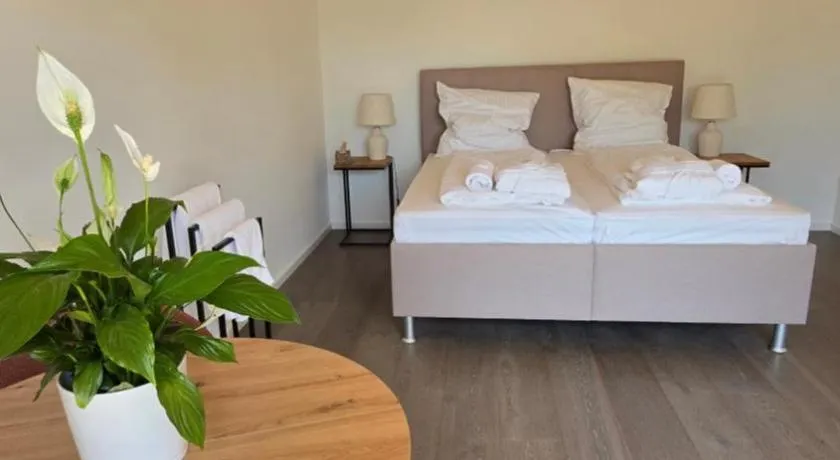 Quiet Guest Apartment in Peißenberg - Image 1