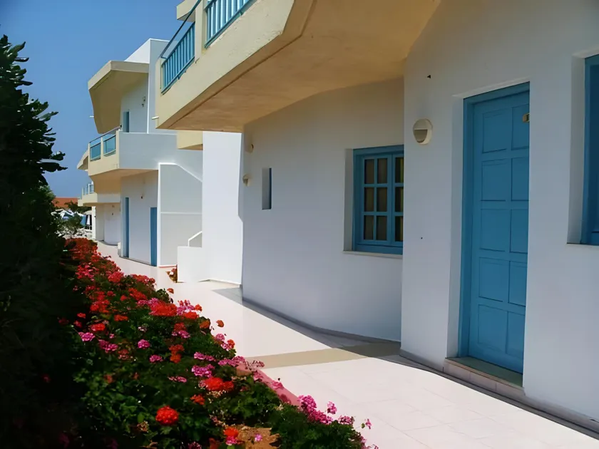Kasapakis Hotel & Apartments - Image 1