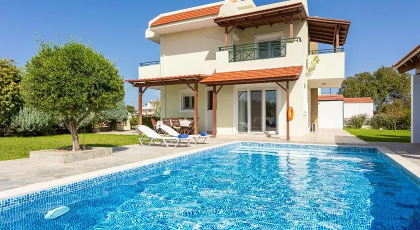 Hermione Villa - Image 1