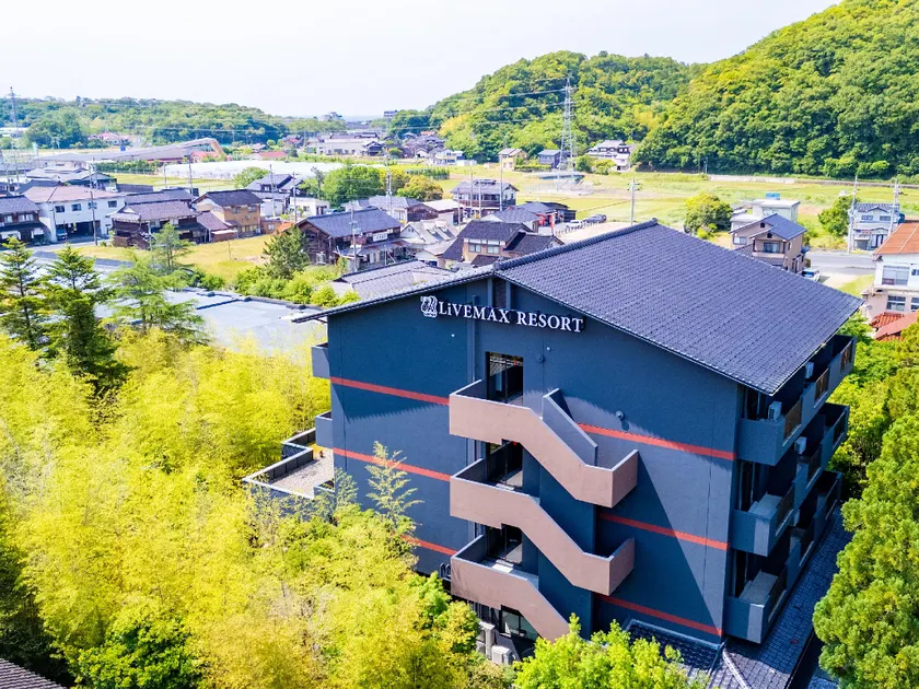 Livemax Resort Yuhigaura Kitu Onsen - Image 1