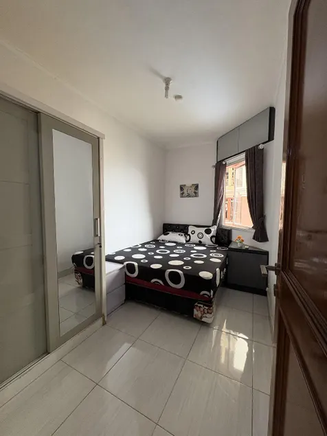Strategic Stay in Central Jakarta - Image 1