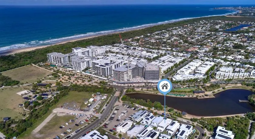 Sunshine Coast Escape | Beachside, Pool & Views - Image 1