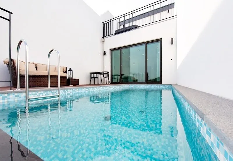 Buan Himohang Pool Villa - Image 1