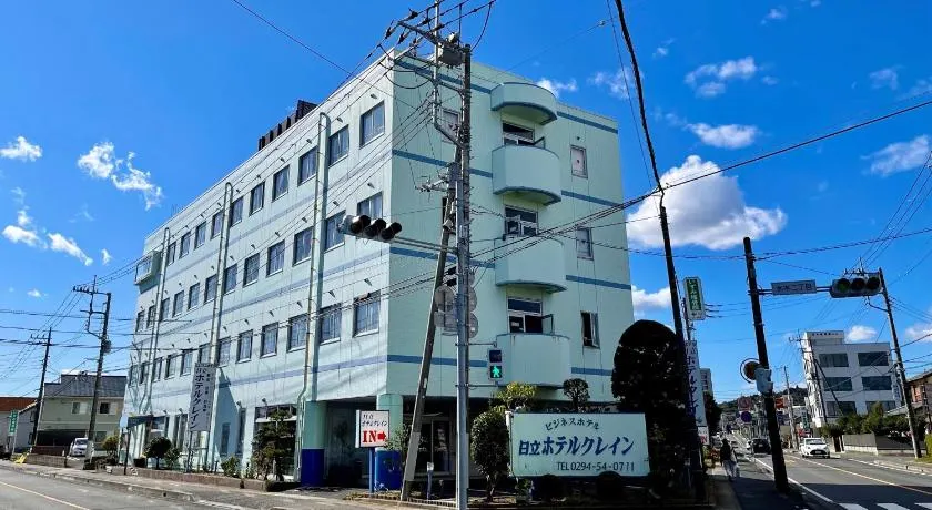 Hitachi Hotel Crane - Image 1