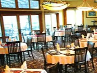Swan River Inn - Image 1