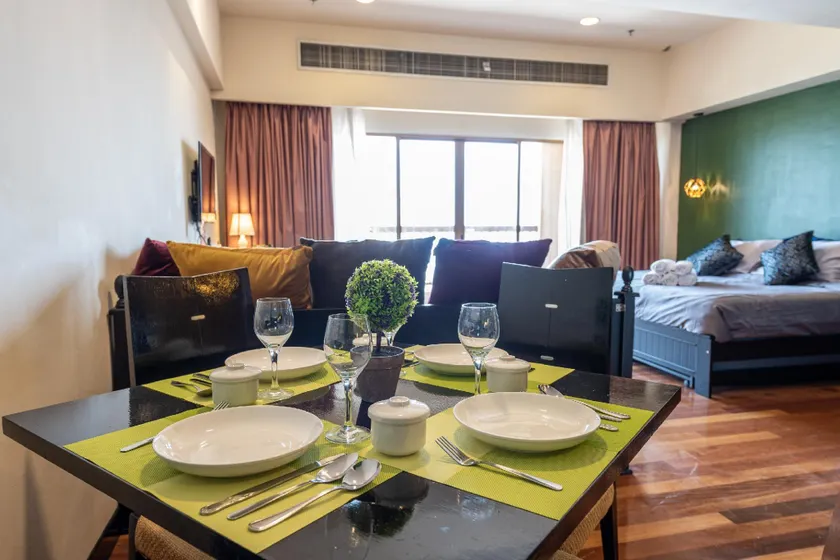 Sunway Suite 9109 1 min to Pyramid Mall - Image 1