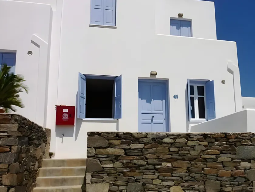 Astarti Apartments - Image 1