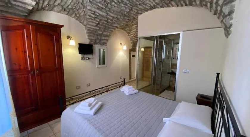 La Vecchia Torre - Image 1