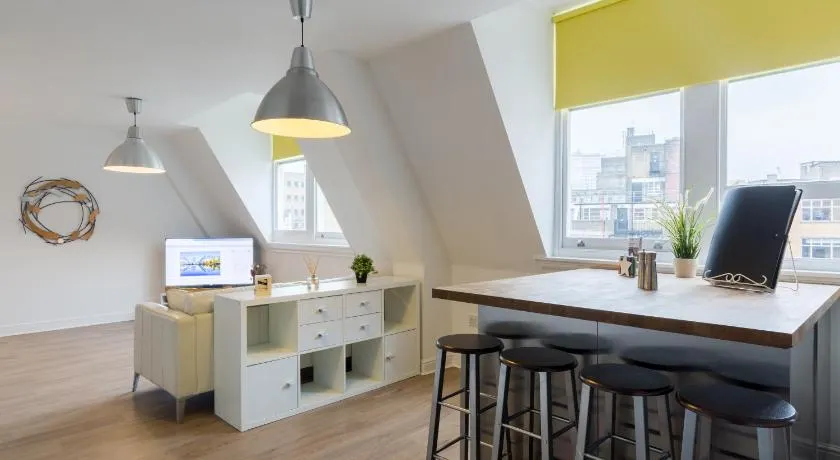 Modern Loft Grand Central - Image 1
