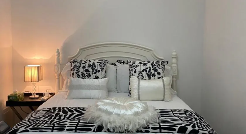 Campbeltown Private Room - Image 1