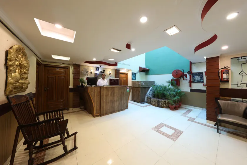 Hotel Midtown - Image 1