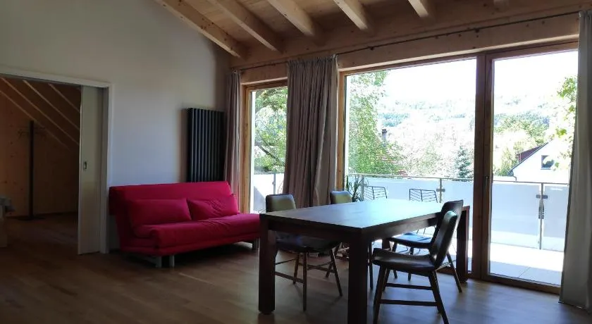 Ferienwohnungen und Zimmer in Reutlingen-Gönningen - Image 1