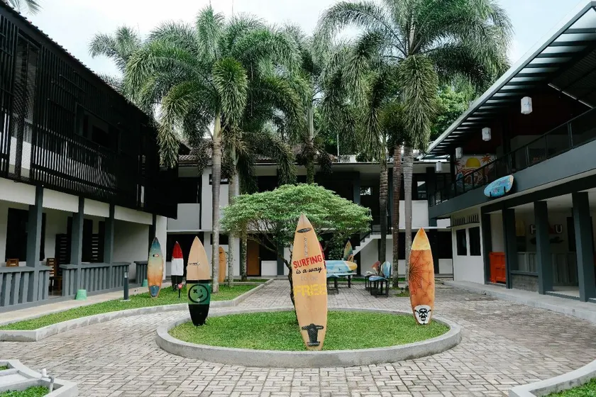 Hau Batu Karas - Image 1