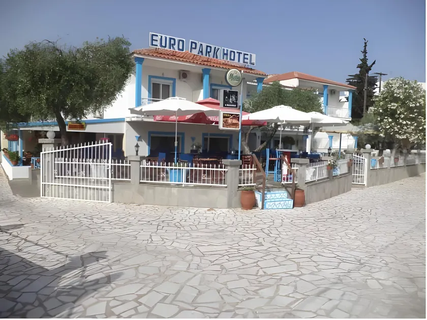 Euro Park Hotel - Image 1