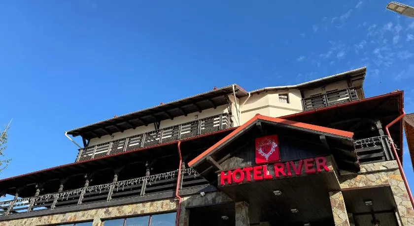 Hotel River - Image 1