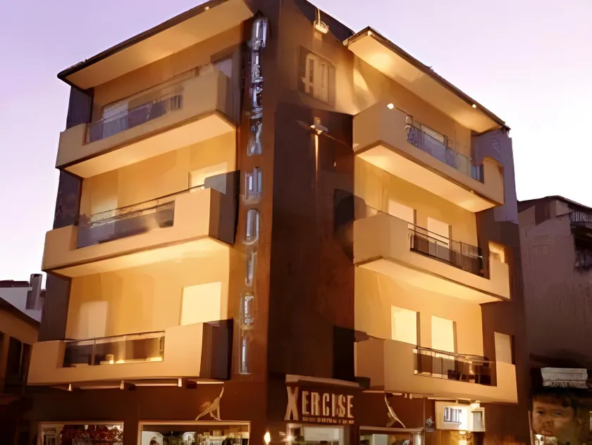 Alex Hotel - Image 1