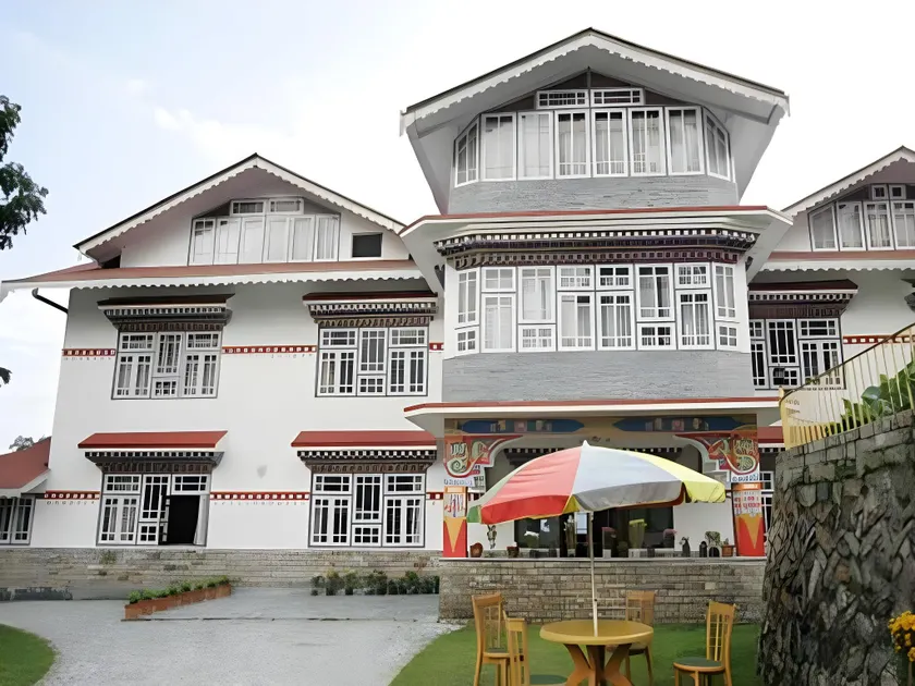 Hotel Red Palace Hotel & Resort - Image 1