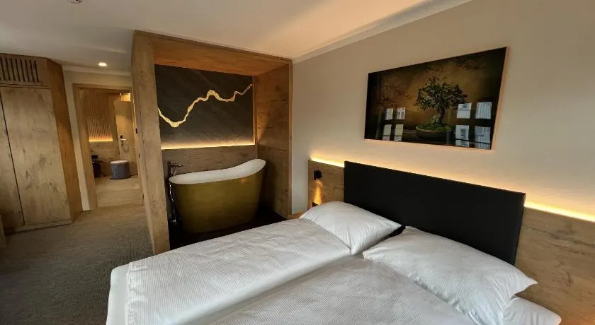 NASHI Rooms - Image 1
