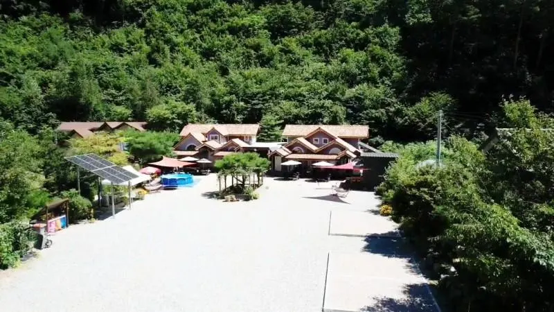 Pyeongchang The Hue Pension - Image 1