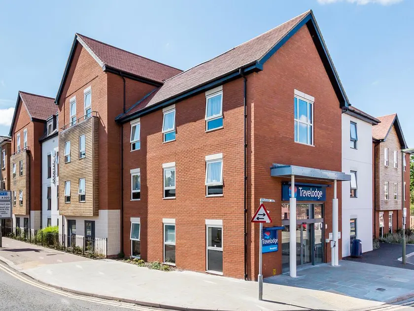 Travelodge Chertsey - Image 1