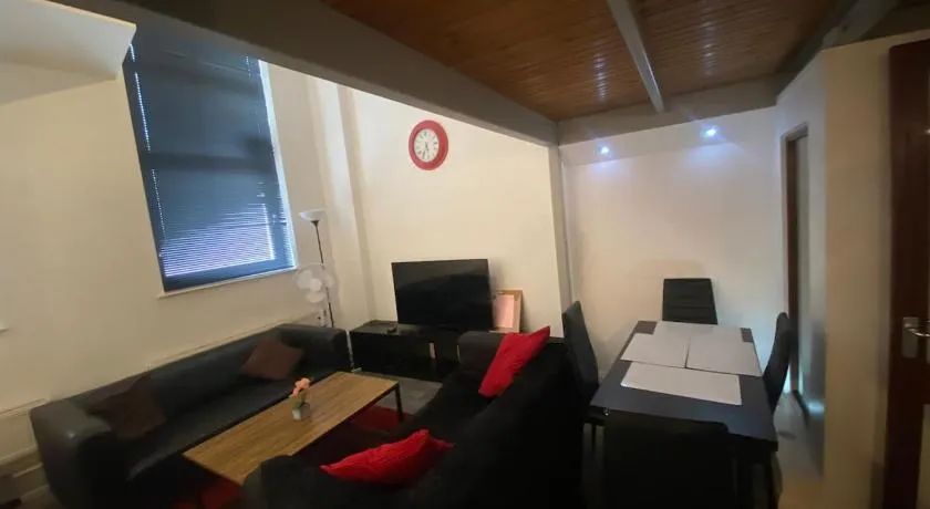 City Centre duplex 3rooms apartment with parking - Image 1