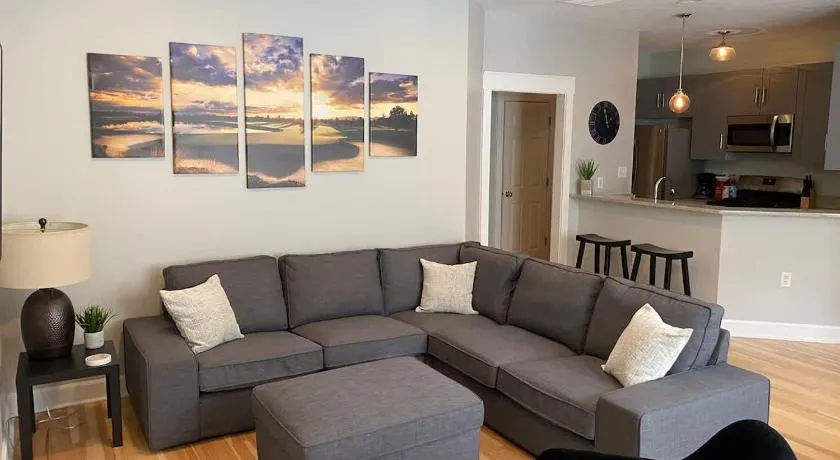 3BR Downtown with Private Garage-Walk to Mass Ave-Family Friendly - Image 1