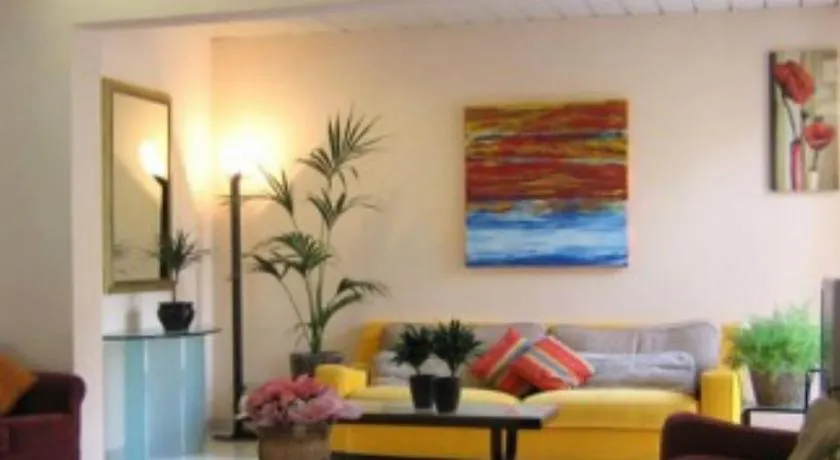 Hotel Sabrina - Image 1