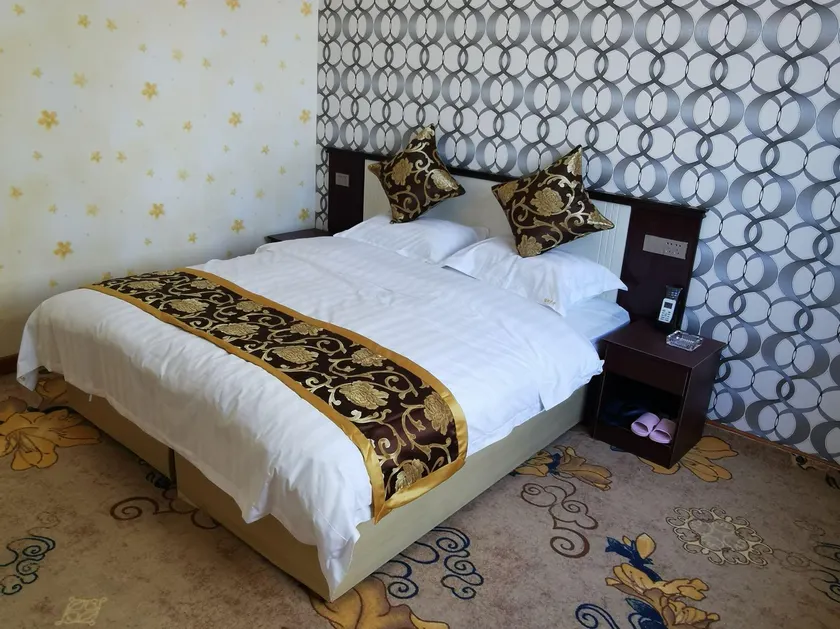 Fuxiang Business Hotel - Image 1