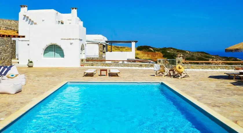 Villa Mira Paros - Luxury Suites - Image 1