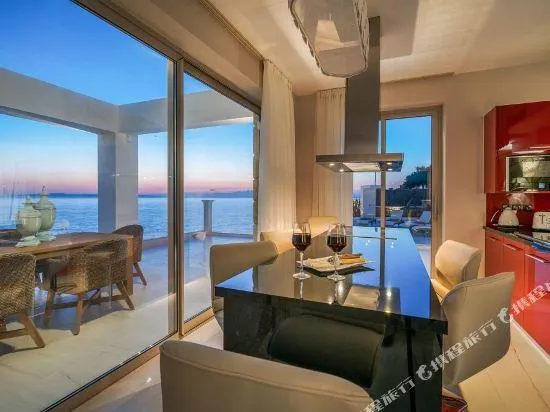 Tambouros Boutique Villas - Image 1