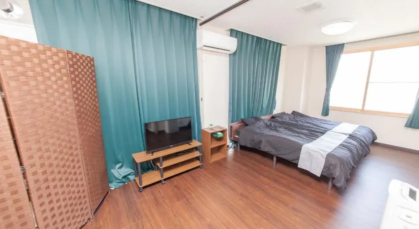 Big Stone Tsukuda 41sqm Free Parking Semi Double Bed and 3 Futons - Image 1